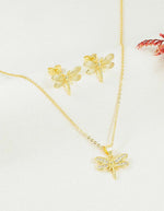 Set de cadena y aretes de libélula con piedras brillante