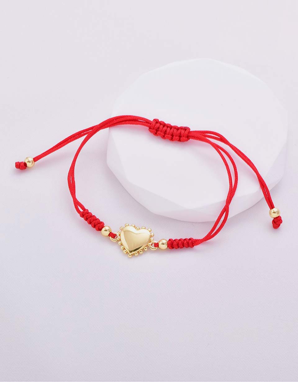 Pulsera con corazón dorado