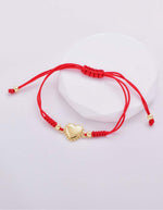 Pulsera con corazón dorado