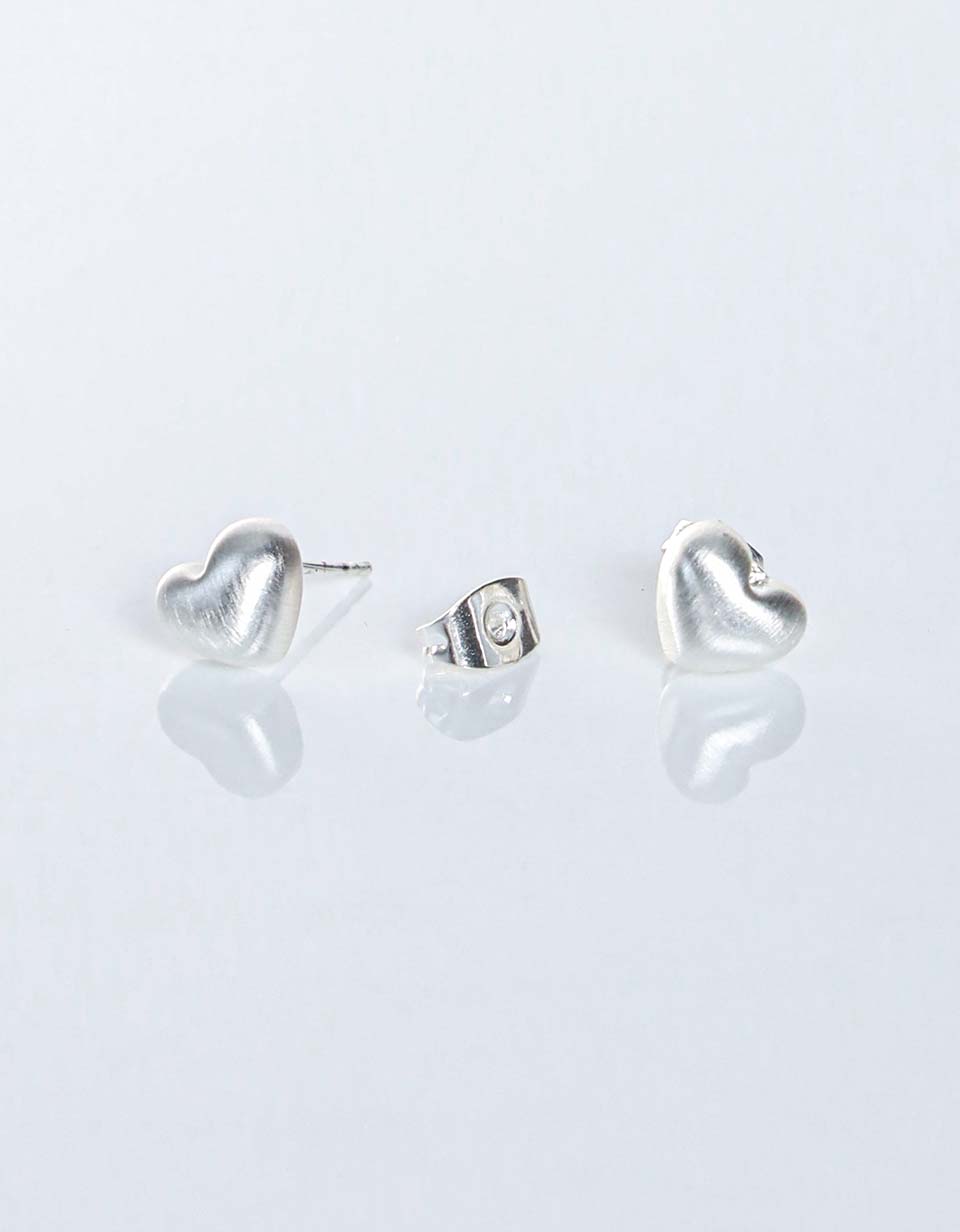 Aretes corazón perlado mini