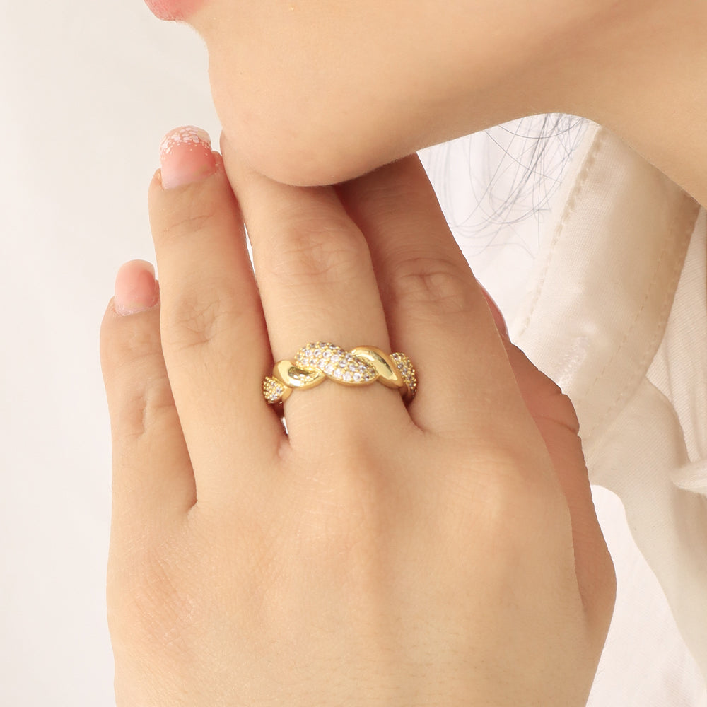 Anillo Enlazado con Circones