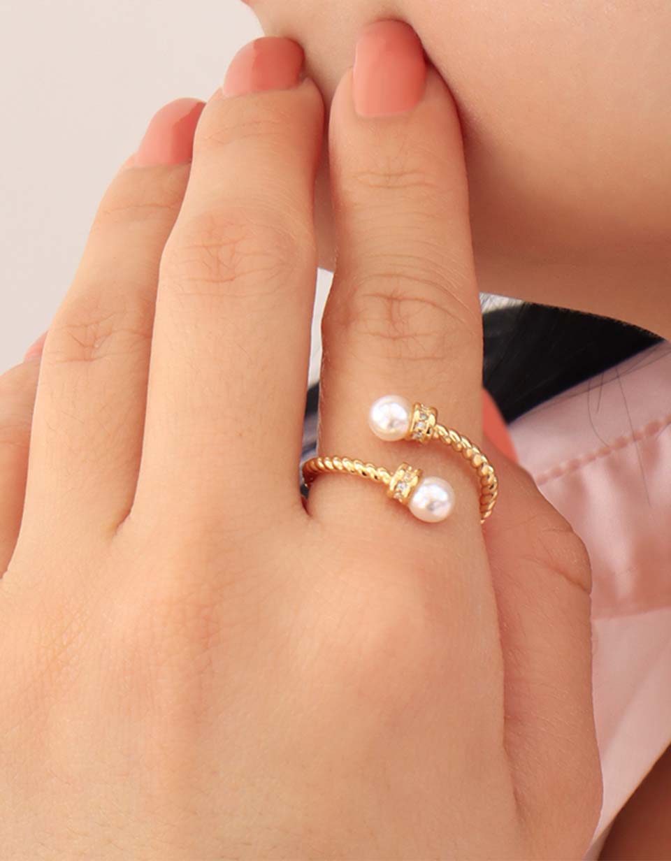 Anillo de Perlas en Rodio dorado