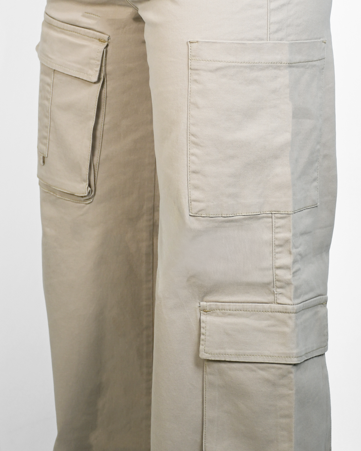 Pantalón Cargo Beige Mujer