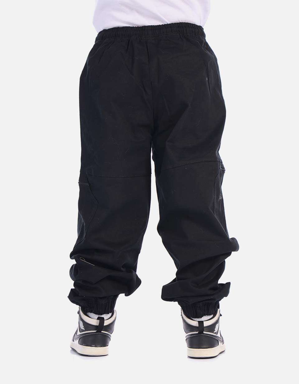 Pantalón infantil cargo ligero con diseño funcional