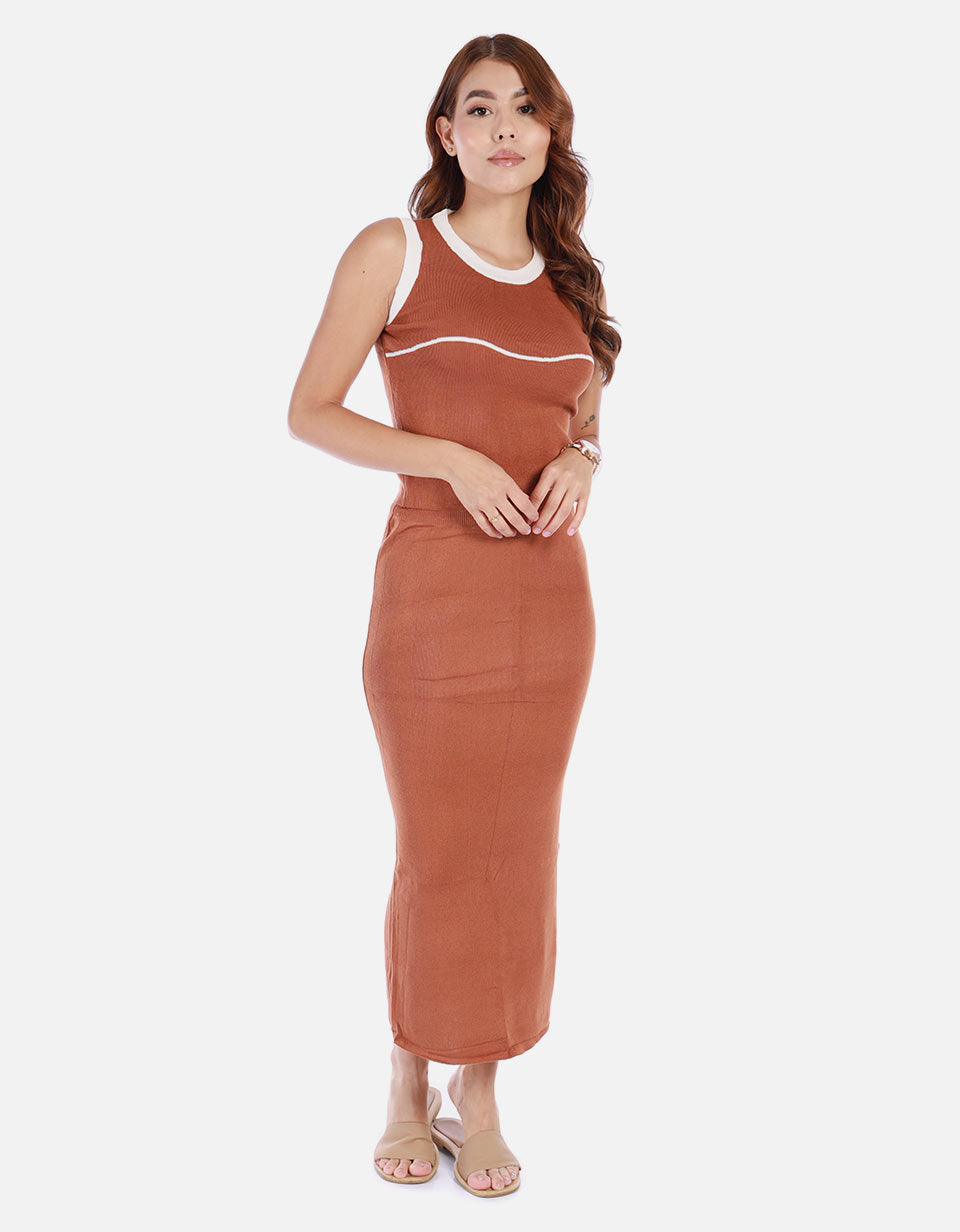Conjunto para mujer con falda y blusa