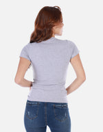 Camiseta Básica de Cuello en V