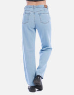 Jean recto femenino Clásico