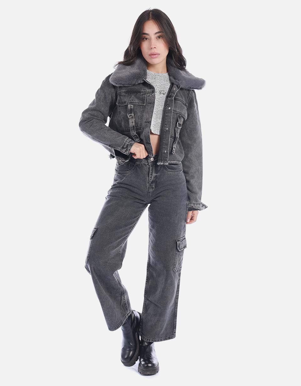 Chaqueta femenina tipo Denim