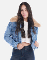 Chaqueta femenina tipo Denim