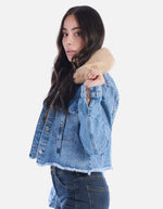 Chaqueta femenina tipo Denim