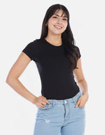 Camiseta Básica Femenina Cómoda y Versátil