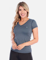 Camiseta deportiva mujer con cuello en V