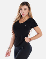 Camiseta deportiva cuello v manga corta