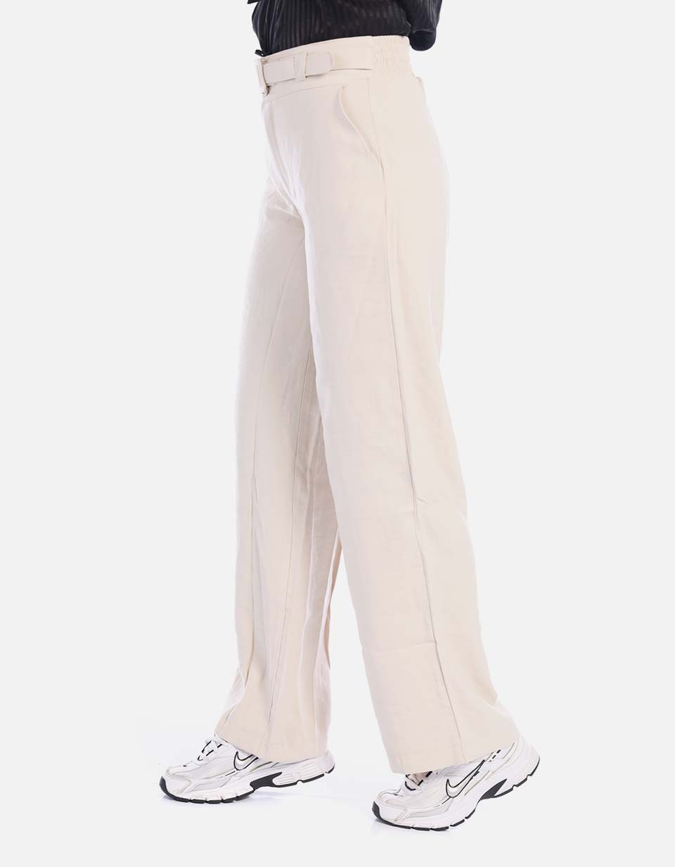 Pantalón Femenino de Silueta recta