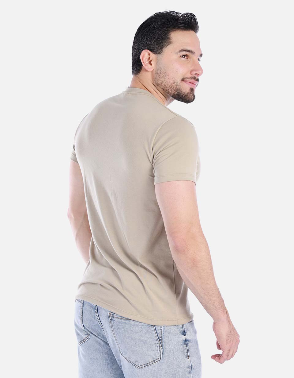 Camiseta para hombreunicolor estampada