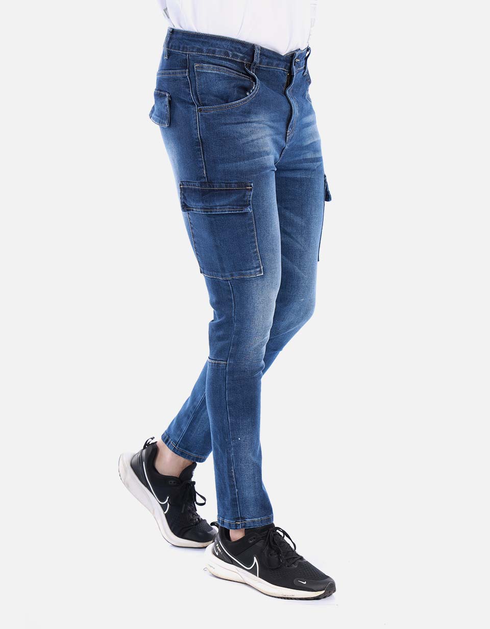 Jean para hombre regular fit con bolsillos laterales