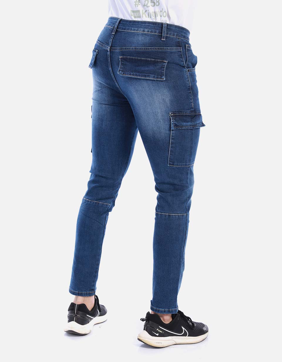 Jean para hombre regular fit con bolsillos laterales