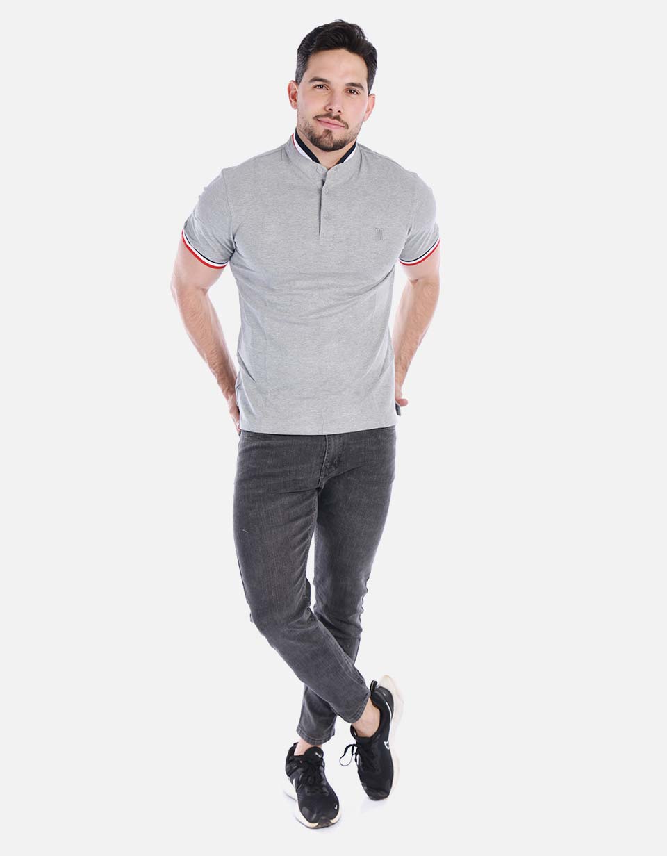 Camisa unicolor cuello piloto