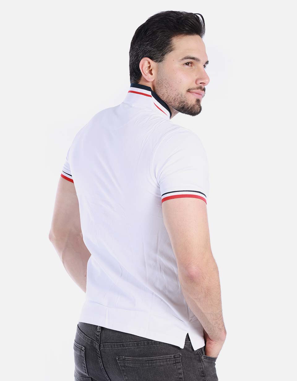 Camisa unicolor cuello piloto