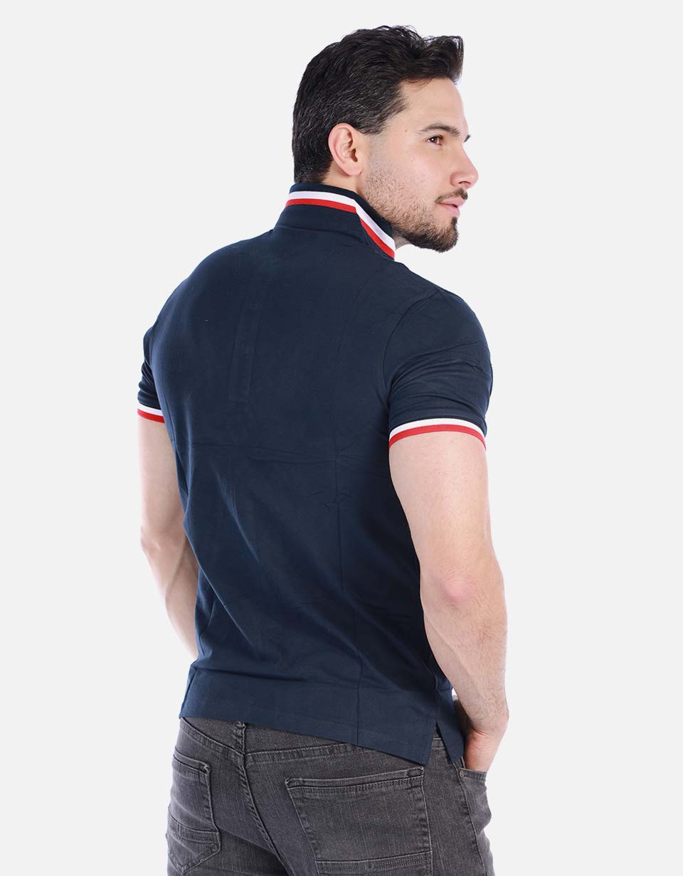 Camisa unicolor cuello piloto