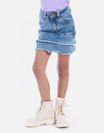 Falda midi tipo cargo para niña con bolsillos y abertura frontal