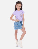 Falda midi tipo cargo para niña con bolsillos y abertura frontal