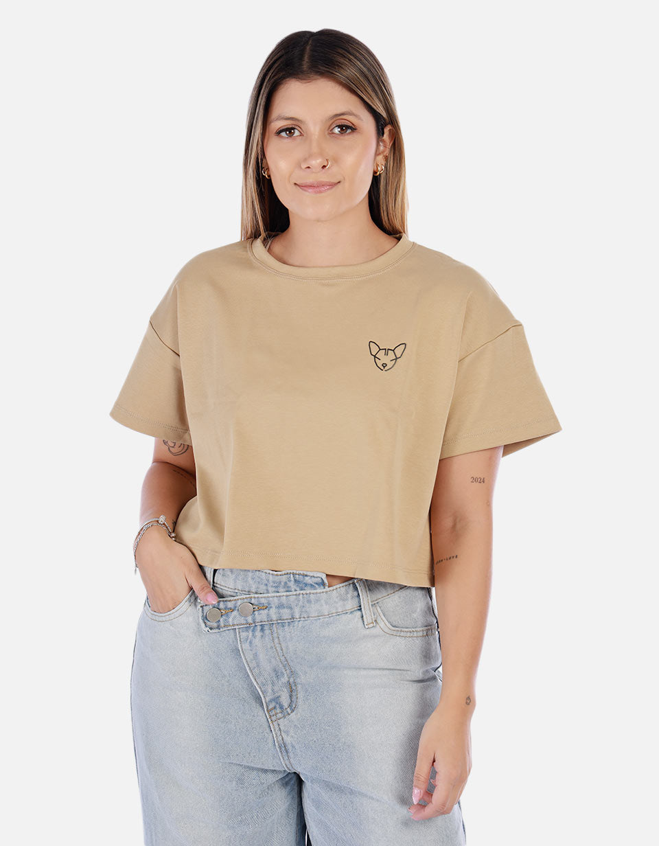 Camiseta Corta negra con Diseño bordado