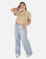 Camiseta Corta negra con Diseño bordado