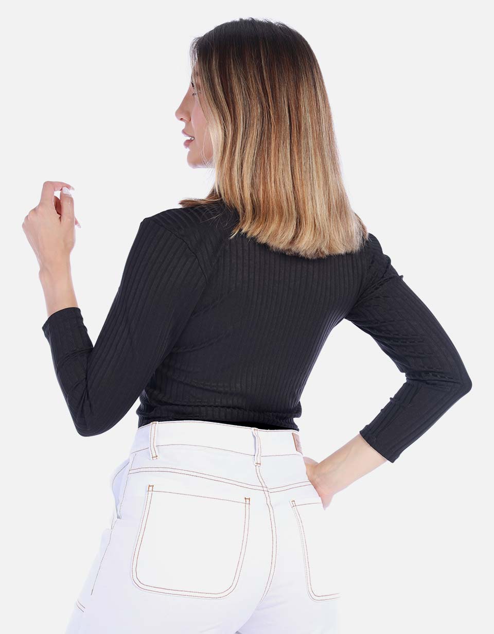 Blusa Manga Larga Texturizada Negra
