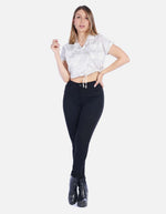 Jean Negro Ajustado con Stretch para Mujer