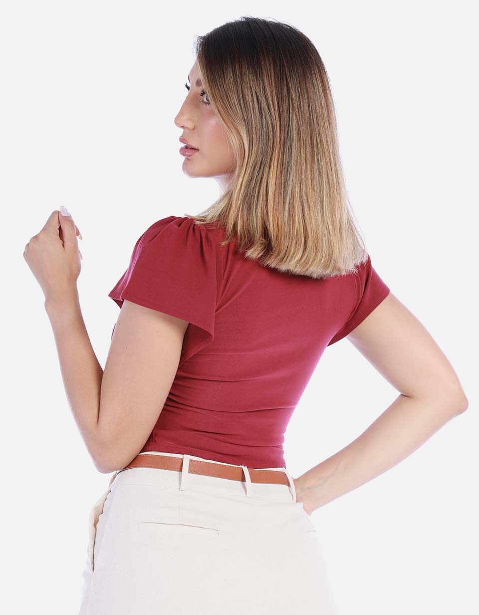 Blusa Elegante con Vuelos Color Rojo