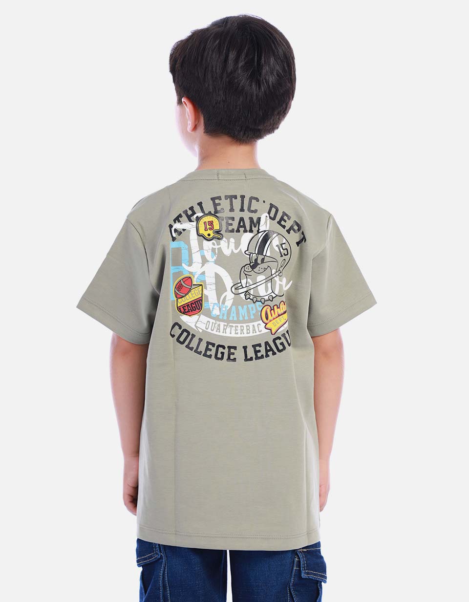 Camiseta Verde Oliva con Estampado Posterior para Niño