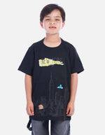 Camiseta Urbana Negra con Estampado para Niño