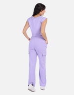 Conjunto casual mujer con top crop y pantalón tipo cargo