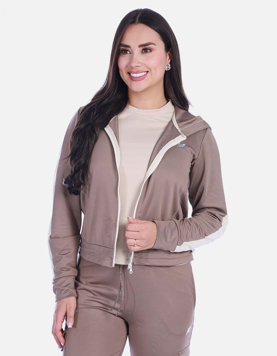Chaqueta Deportiva Con Capota y Cierre Color Moca