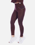 Leggings Deportivos Tiro Alto Vinotinto con Vivo Contraste