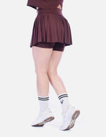 Falda Short Deportiva Plisada Vinotinto Tiro Alto
