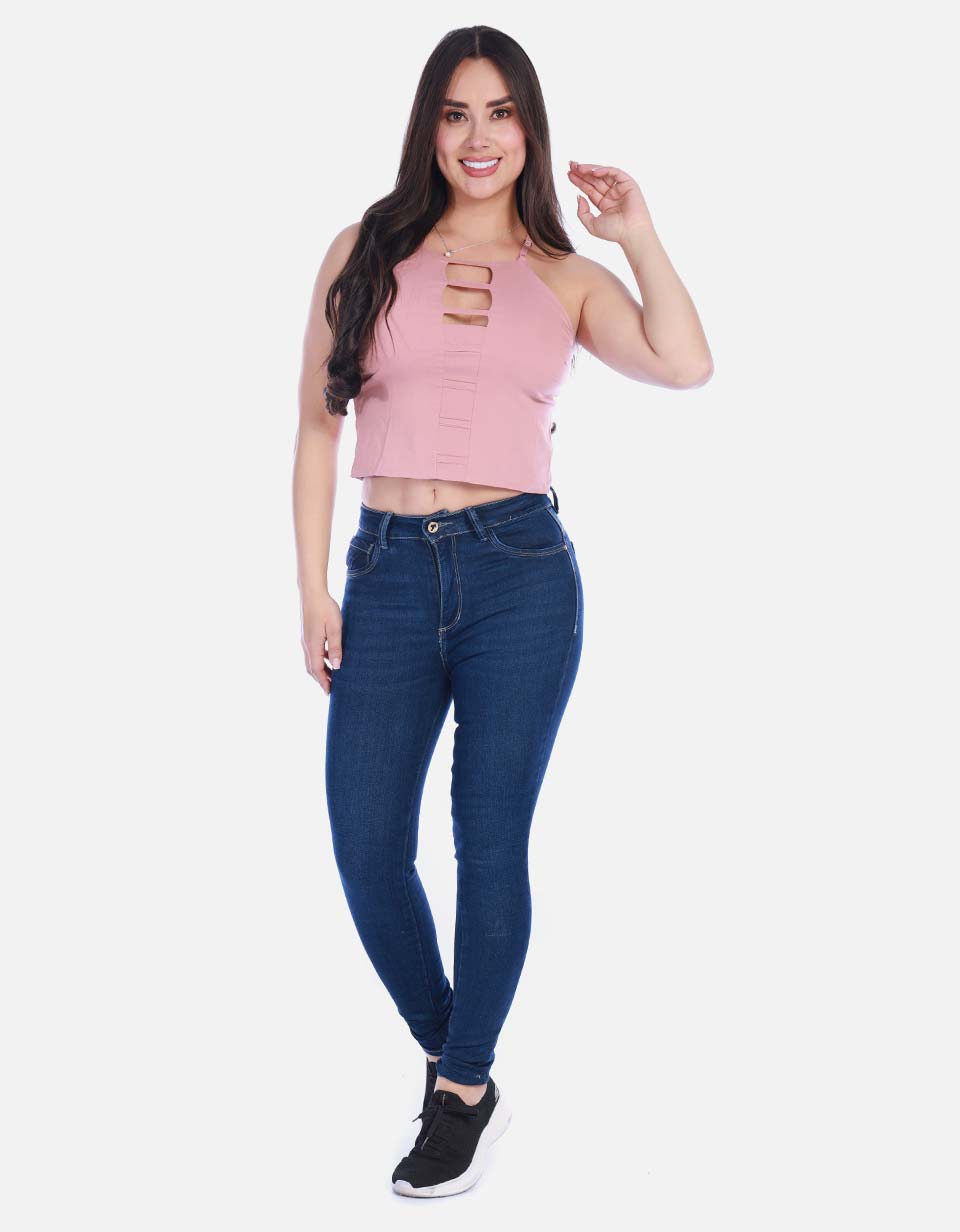 Blusa de Tiras Graduables con Detalle de Aberturas Frontales