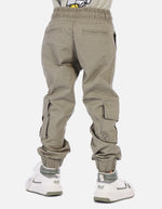 Jogger cargo para niño con bolsillos laterales y pretina ajustable
