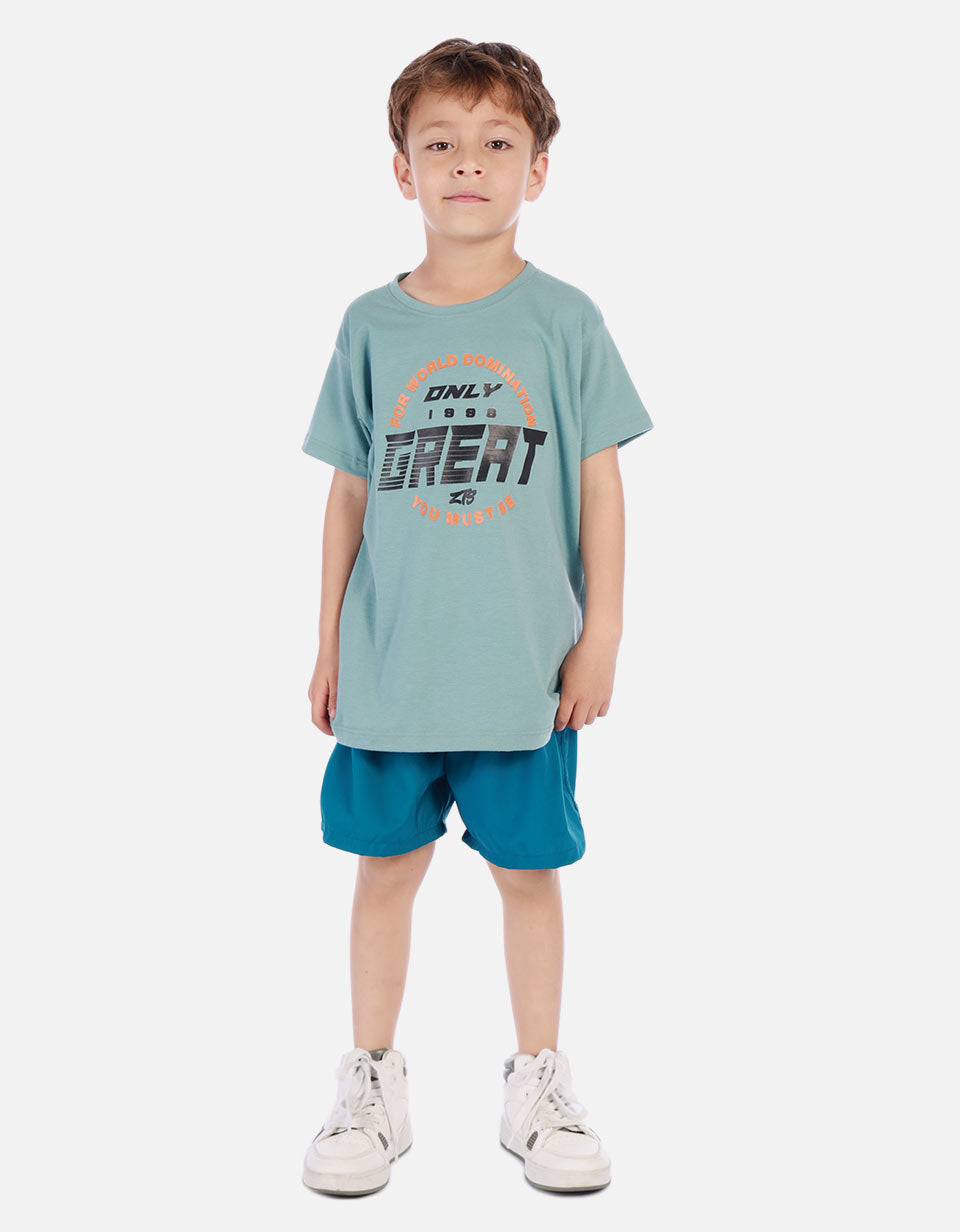 Conjunto para niño con camiseta estampada y short deportivo