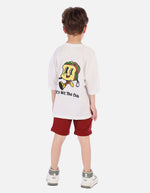 Conjunto urbano para niño con camiseta estampada y bermuda cómoda