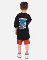 Conjunto urbano para niño con camiseta estampada y bermuda cómoda