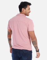 Camisa casual para hombre con cuello amplio y botones frontales