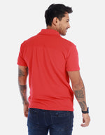 Camisa casual para hombre con cuello amplio y botones frontales