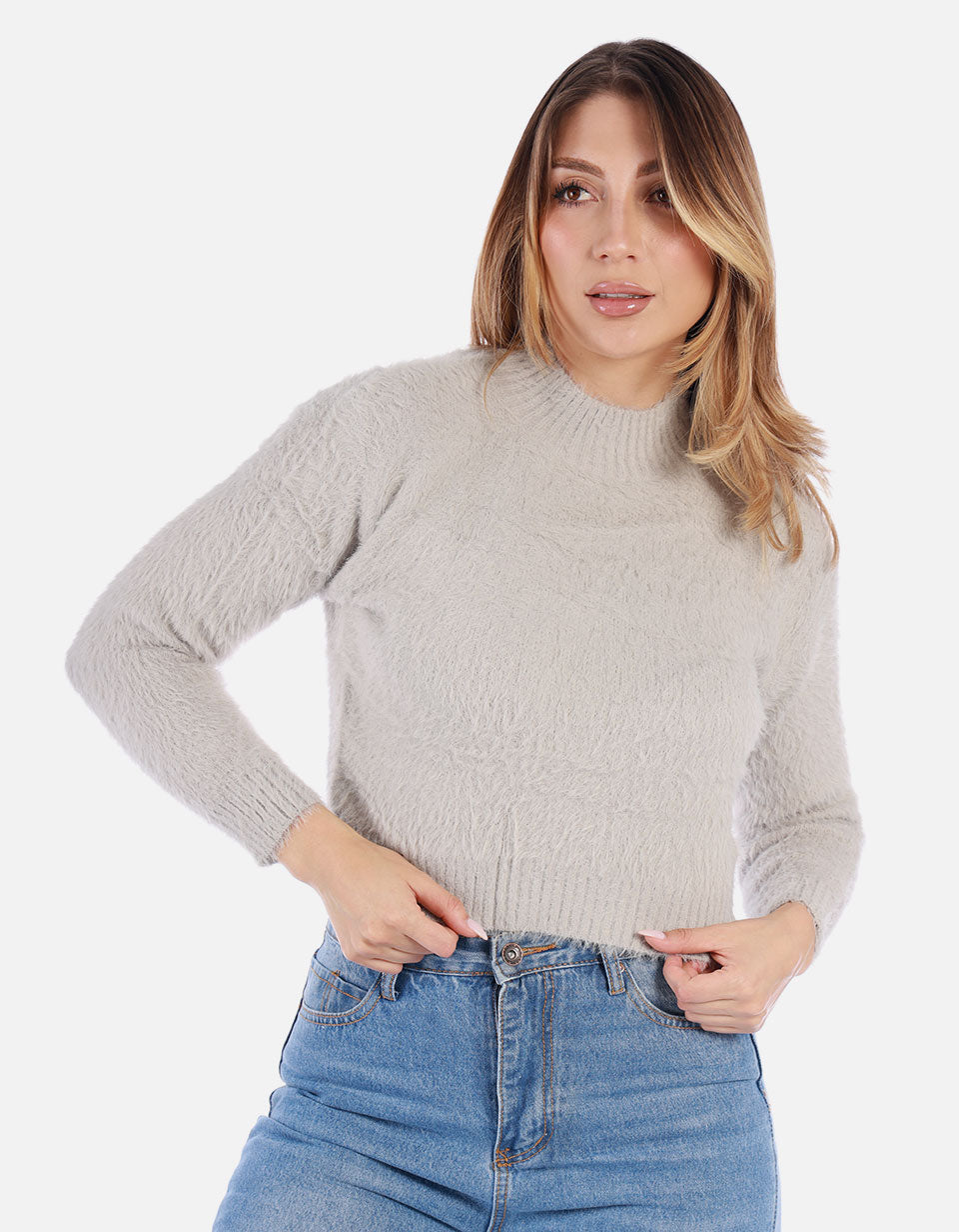 Suéter peludo Mujer