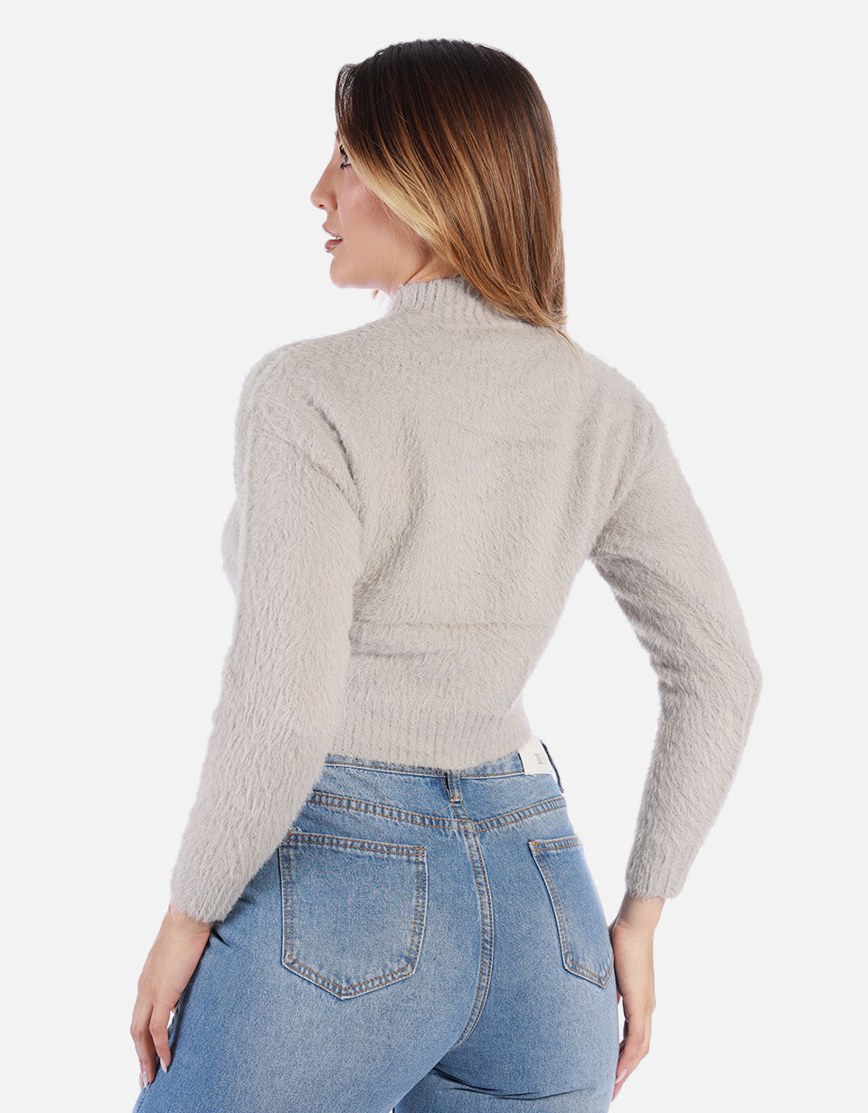 Suéter peludo Mujer