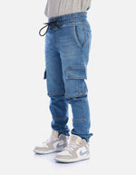 Pantalón cargo niño en denim resistente