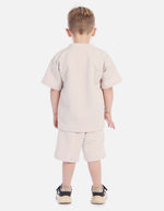 Conjunto niño ligero y versátil