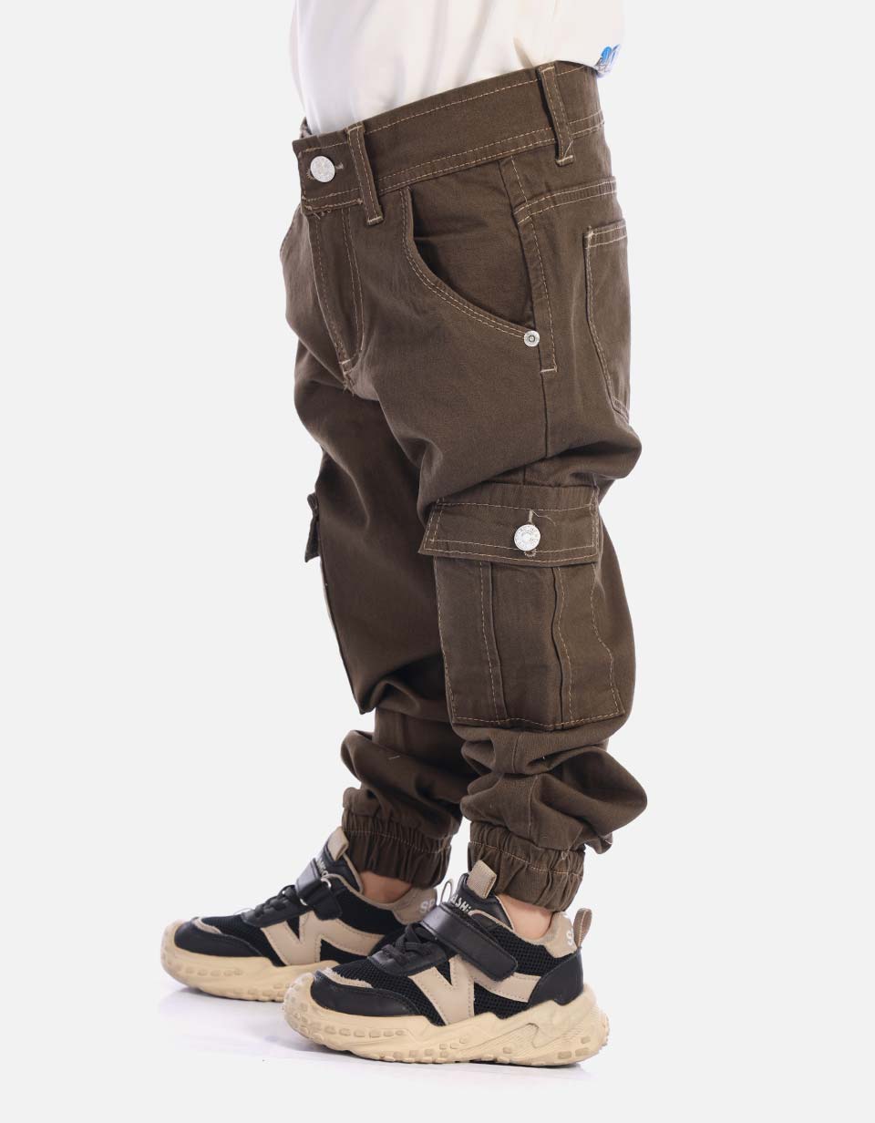 Jogger cargo niño con cordón ajustable