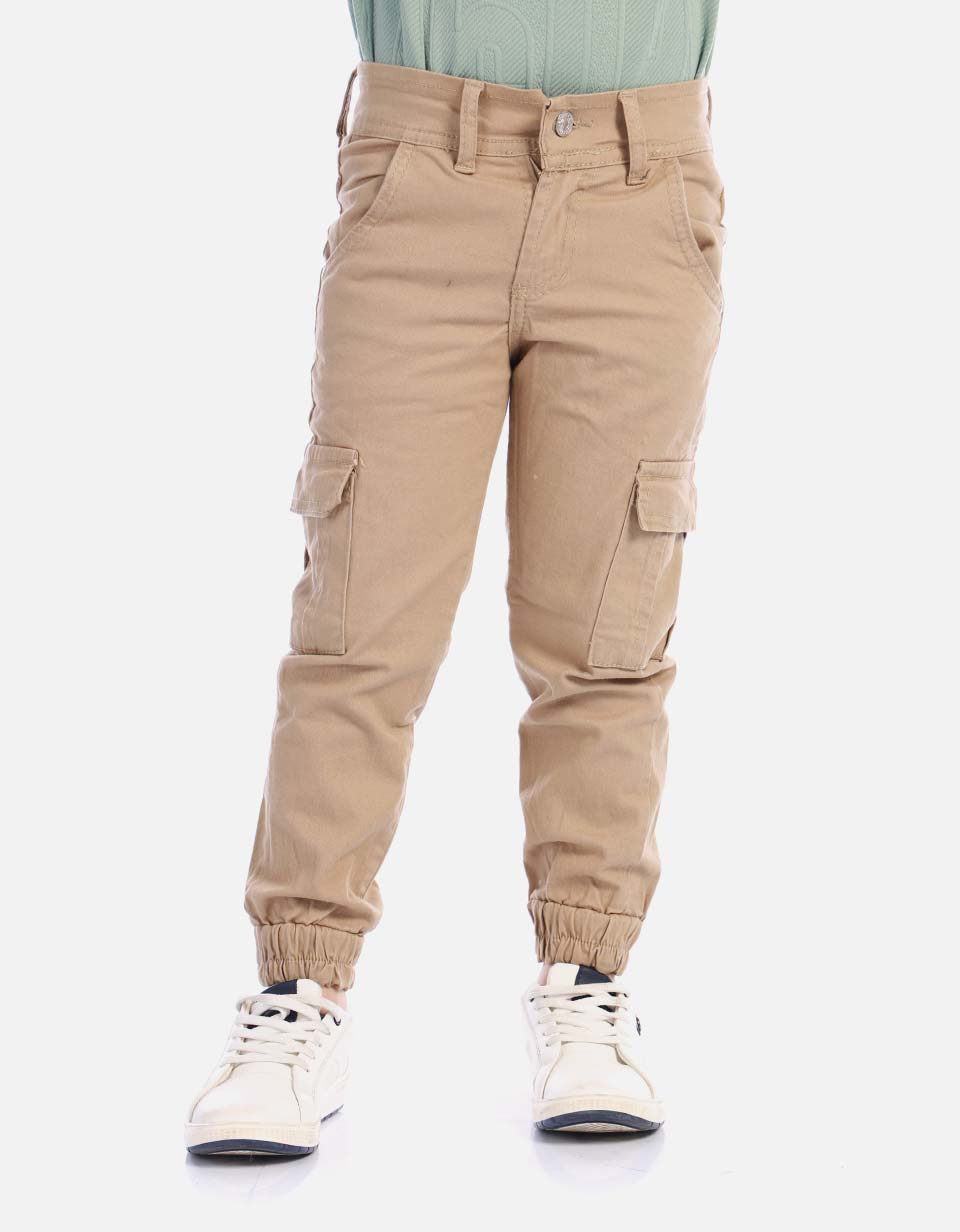 Jogger cargo niño con cordón ajustable